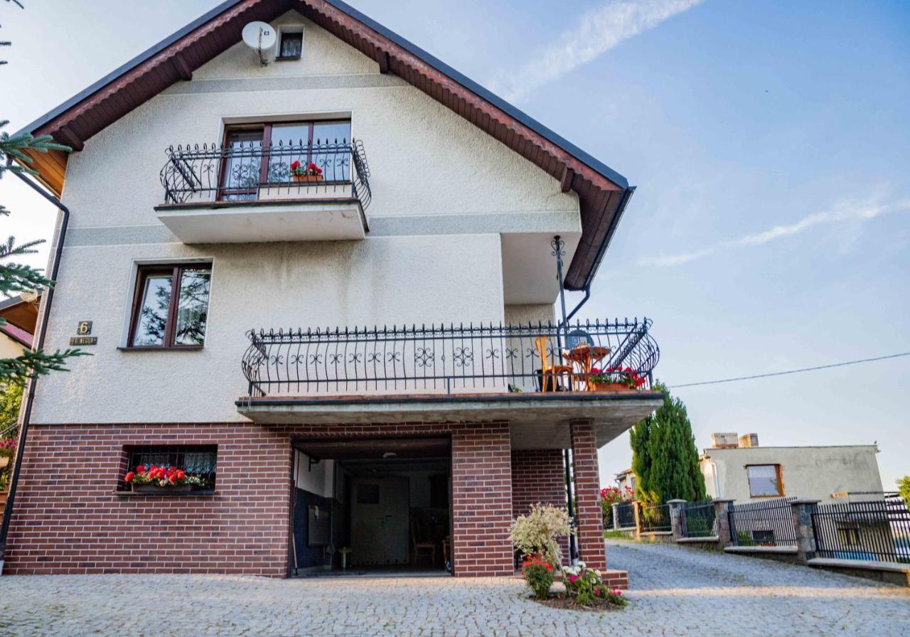 Mira - Mira Pokoje Z Widokiem Na Jezioro Chmielno Exteriör bild