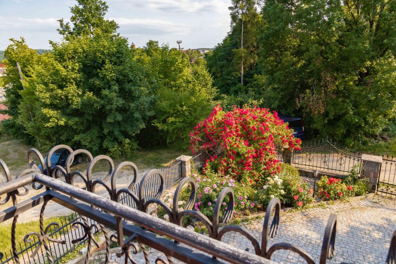Mira - Mira Pokoje Z Widokiem Na Jezioro Chmielno Exteriör bild