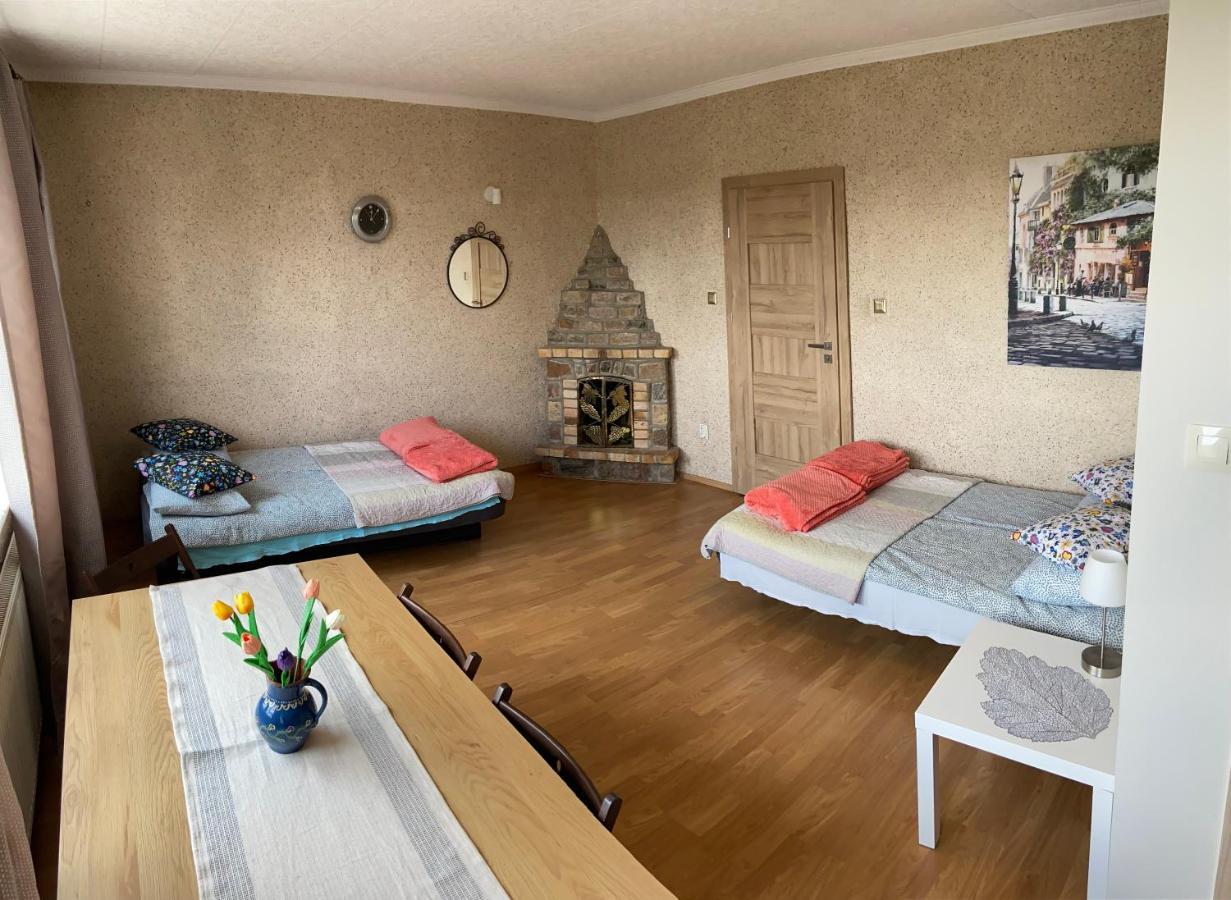 Mira - Mira Pokoje Z Widokiem Na Jezioro Chmielno Exteriör bild