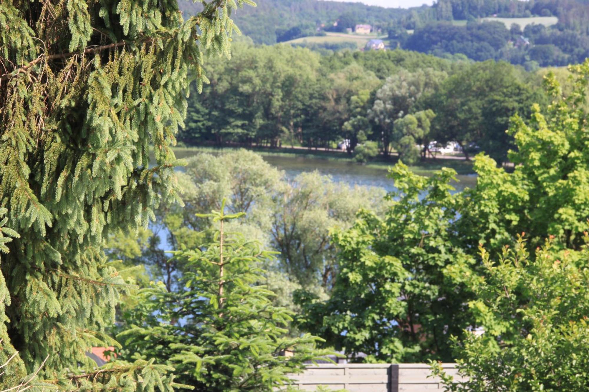 Mira - Mira Pokoje Z Widokiem Na Jezioro Chmielno Exteriör bild