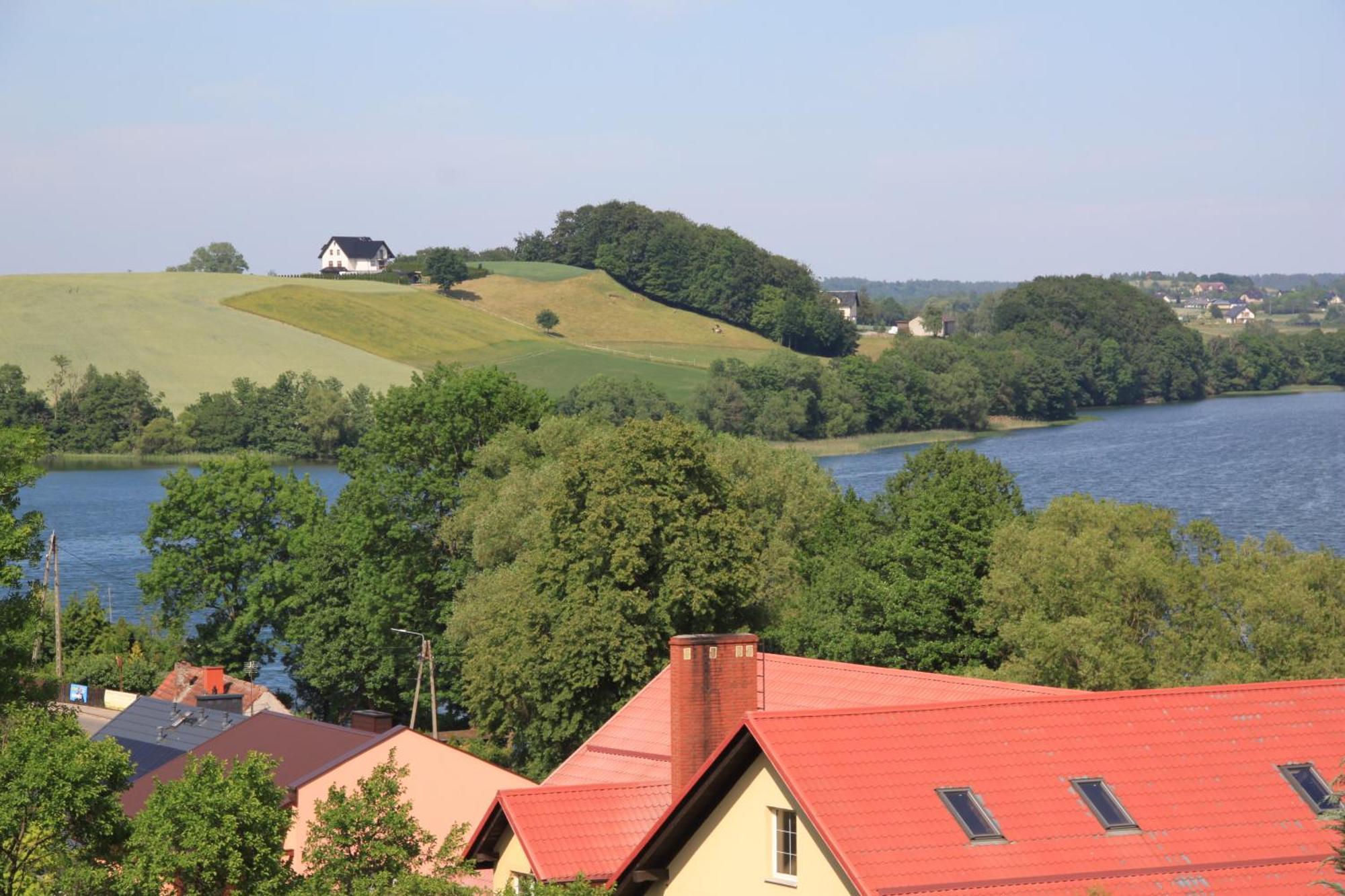 Mira - Mira Pokoje Z Widokiem Na Jezioro Chmielno Exteriör bild