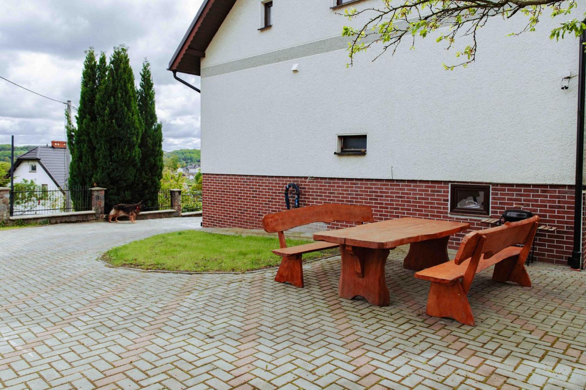 Mira - Mira Pokoje Z Widokiem Na Jezioro Chmielno Exteriör bild